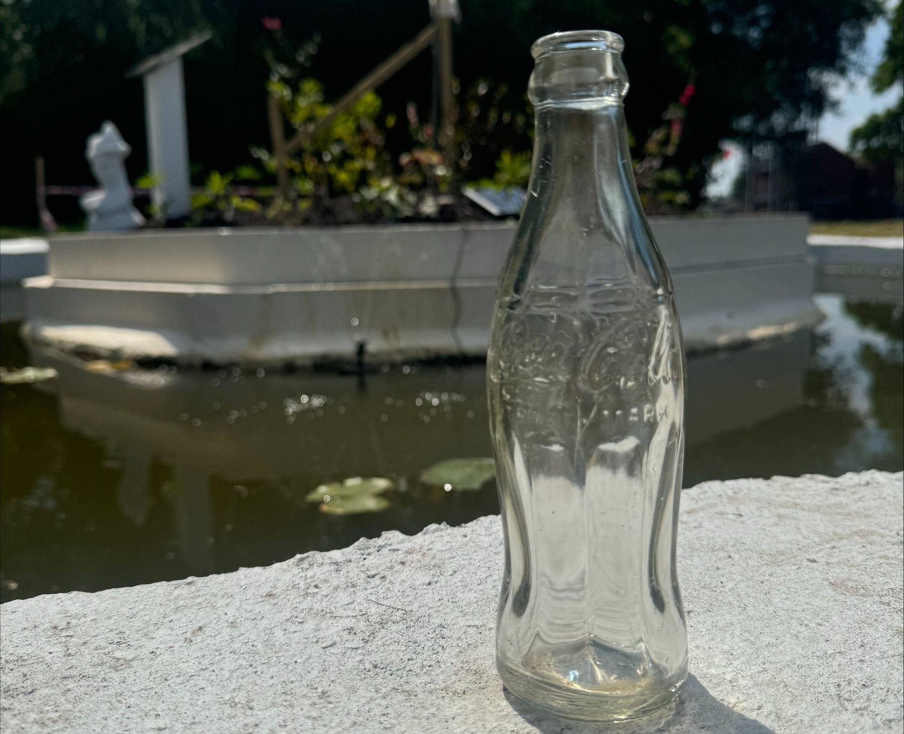 1943 Coca-Cola glass bottle